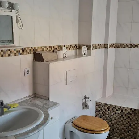 Apartment Mit Individueller Ausstattung - Jedes Ist Anders Erfurt